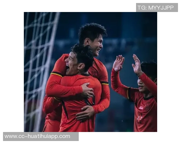 U22国足与越南U22激战上半场拜合拉木错失良机王博豪险些破门