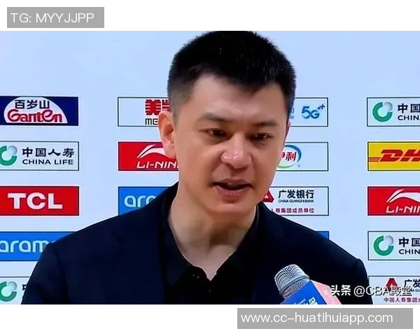 杨鸣分享解说经历感叹疲惫中收获快乐希望大家在工作中找到乐趣